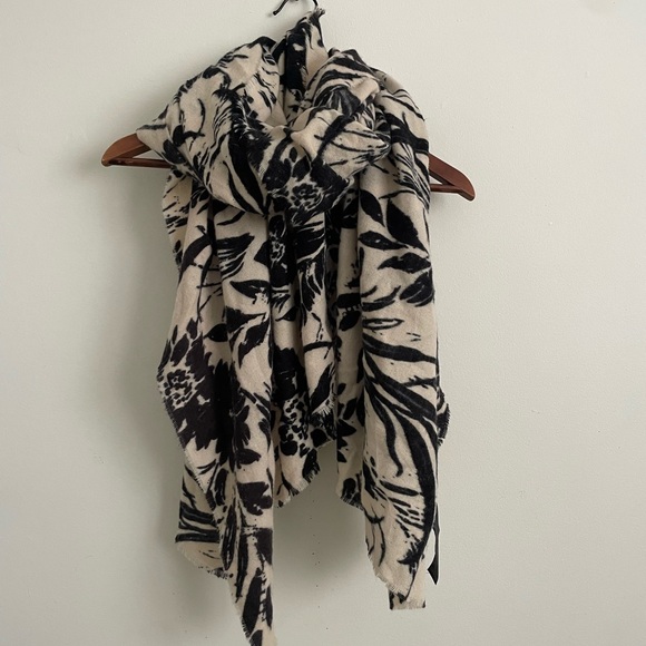 Zara Black and Cream Floral scarf - super versatile! - Picture 2 of 8